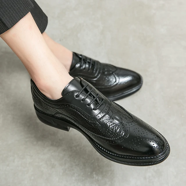 Men's Brogue Shoes Men SUIT Shoes Casual Formal Business leather Shoes Men brown Wedding Shoes Italian Dress banquet Shoe 6