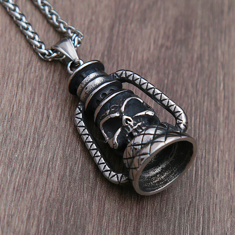Ожерелье мужское с подвеской в виде черепа из керосиновой лампы |