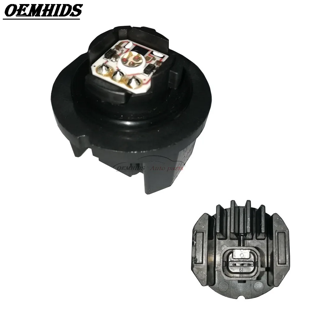 

Оригинал 8153615120 LR4B светодиодный 12 В 3-контактный красный свет задний фонарь модуль источника стоп-сигнала для Toyo-ta Sienna Corolla 81536-15120