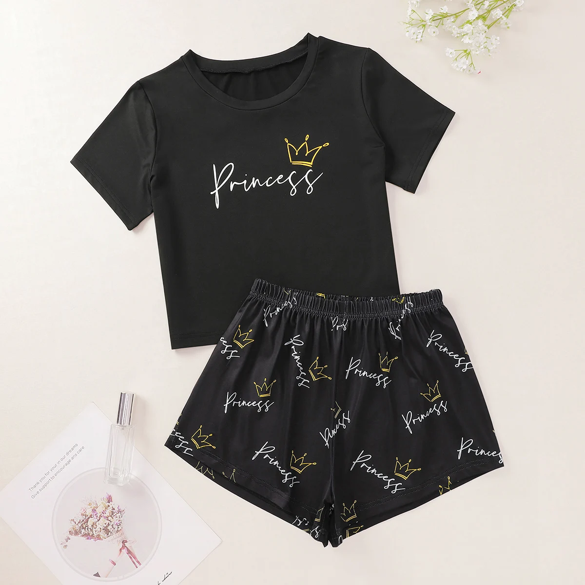 

Monogram & Crown Print Jacket Shorts Pajama Household Suit