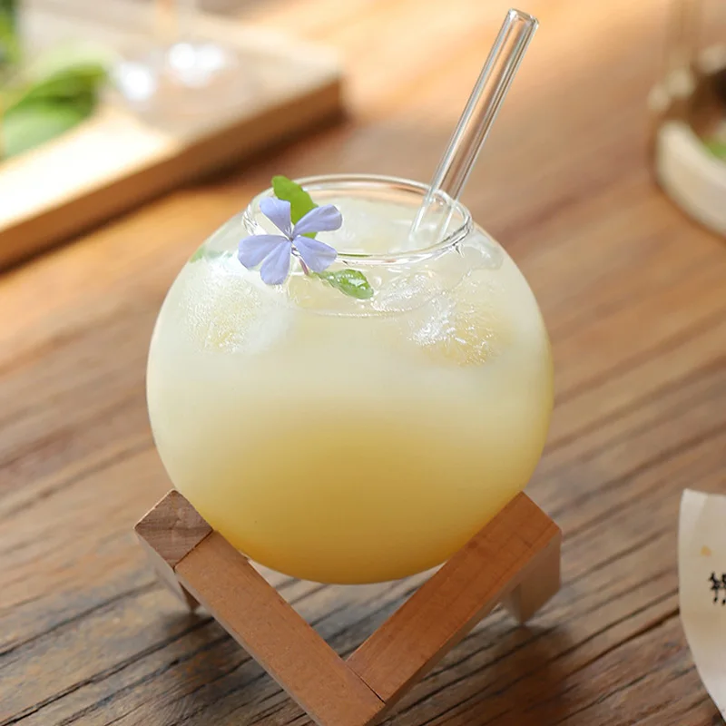 Креативная фотография с деревянным основанием стеклянная чашка для напитков