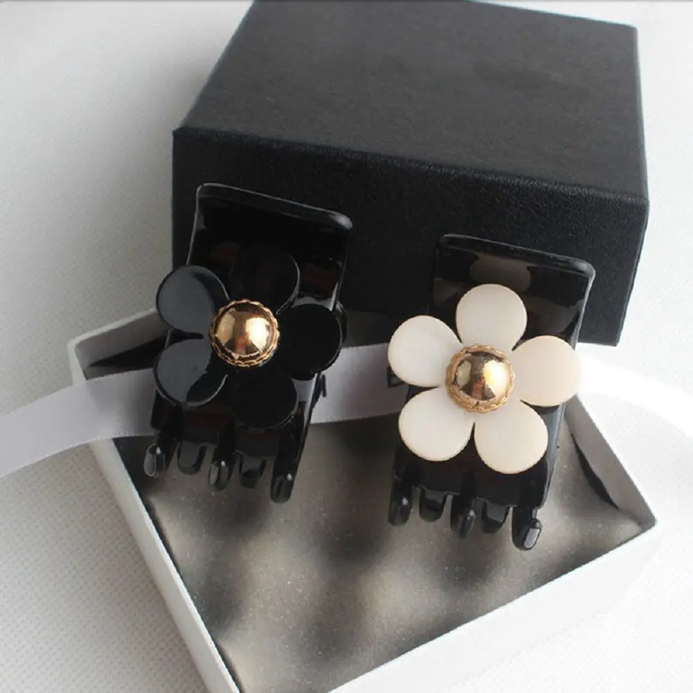 

Small Girls Acrylic Flower Barrettes Hairpins Hair Clips Hair Claws Hair Crab