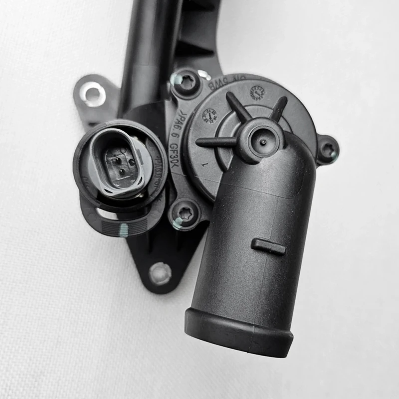 Thermostat Housing Assembly For A1 A3 VW EOS Golf Jetta Passat Scirocco Tiguan 1.4/1.6 1.4T 03C121111AM 03C121111AK