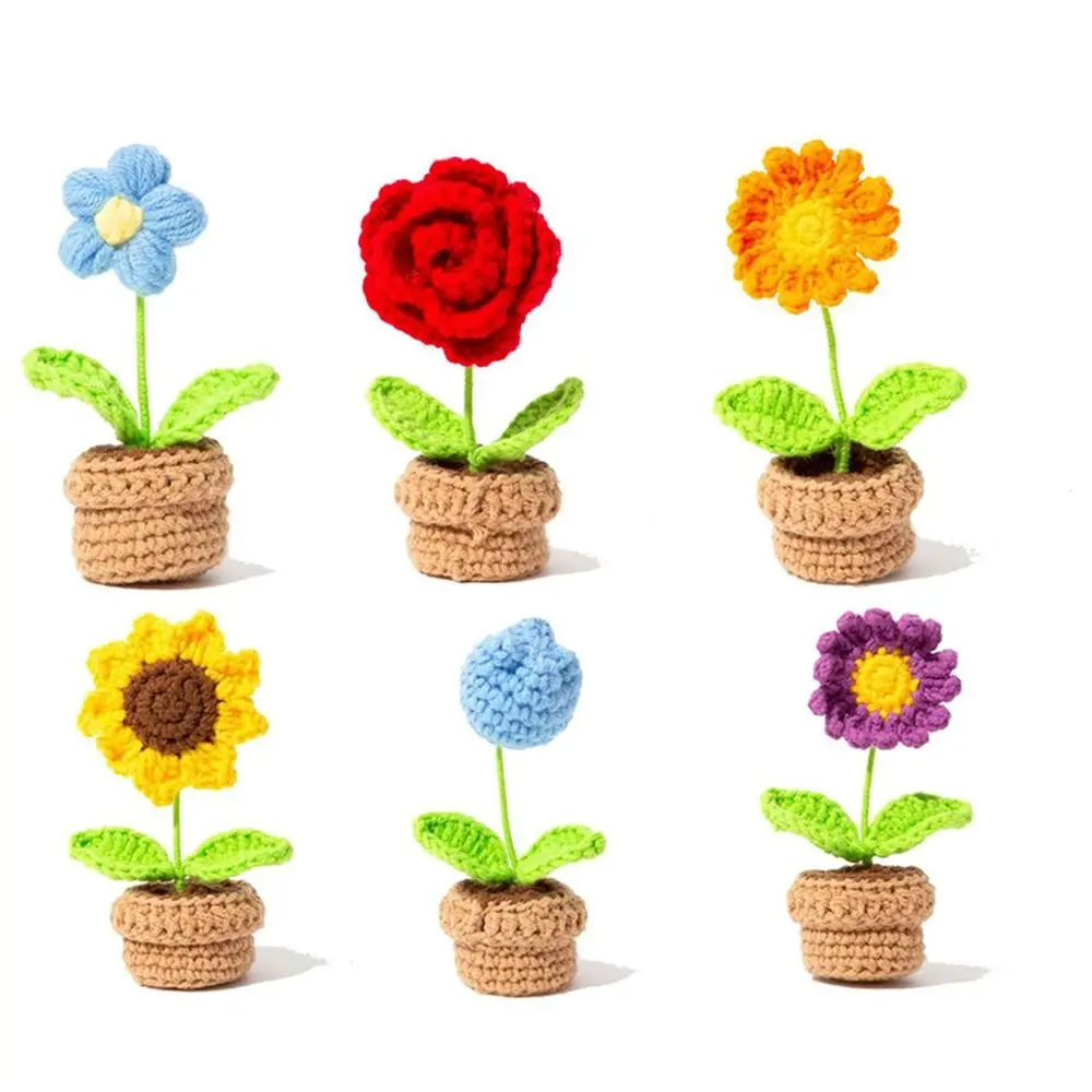 

Hand-knitted Flower Rose Tulips Bouquet Potted Plant Ornament Handwoven Knitted Bouquet for School Office Table Decoration