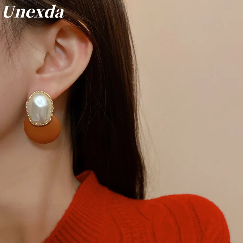 

Unexda 2022 New Retro Hong Kong Style Earrings Korean Version Niche High-end Design Sense Earrings Temperament All-match Earring