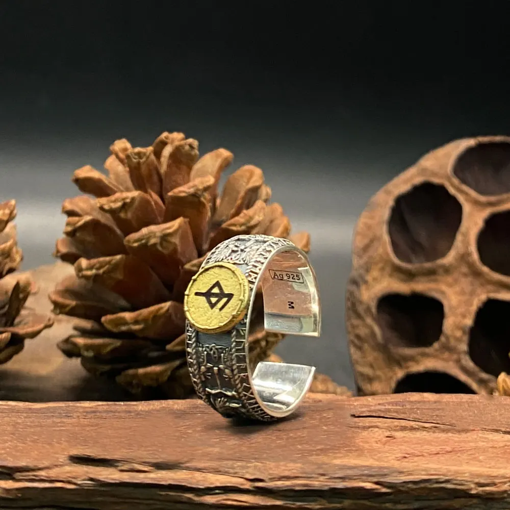 Мужское кольцо в виде здоровой руны серебро 925 пробы винтажное инкрустированное