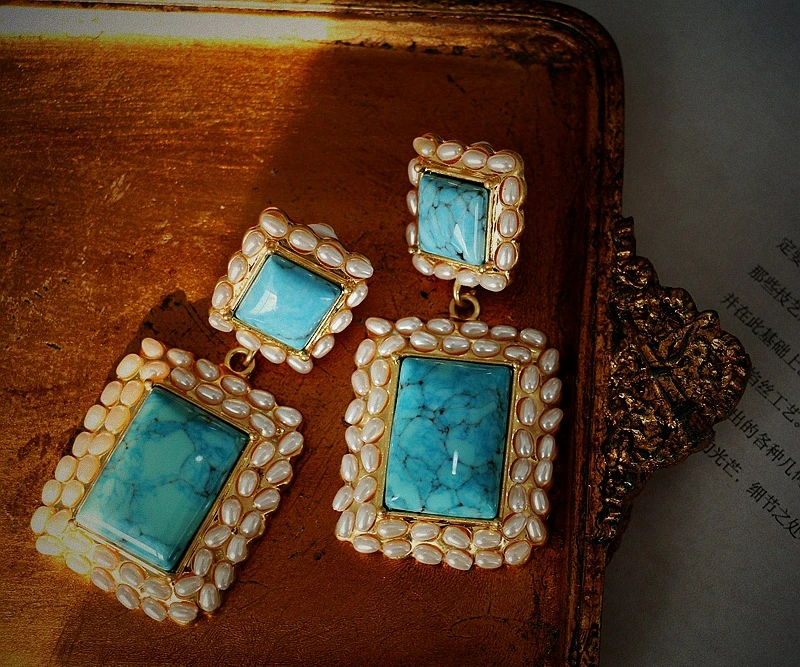 

Европейские и американские самые модные уши Ожерелье заклепки кольцо браслет самый красивый орнамент в том же стиле