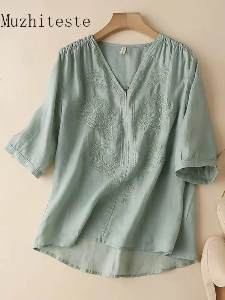 

New Literary Embroidery Casual Loose Shirt Blouse for Women Shirts for Women Embroidery Women's Fashion Tops Oversized T-shirt