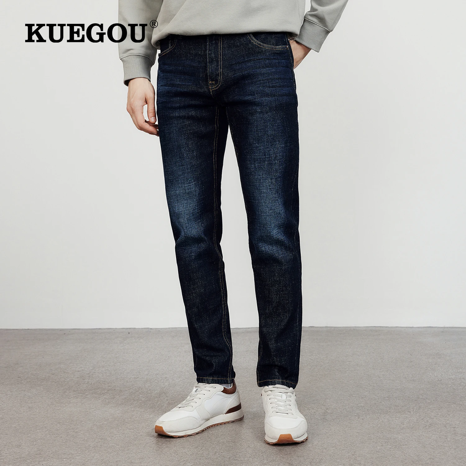 KUEGOU 2022 Autumn Cotton Jeans Men Blue Plain Pockets Fashion Slim Fit Pocket Denim Pants For Male Wear Straight Trousers 3113