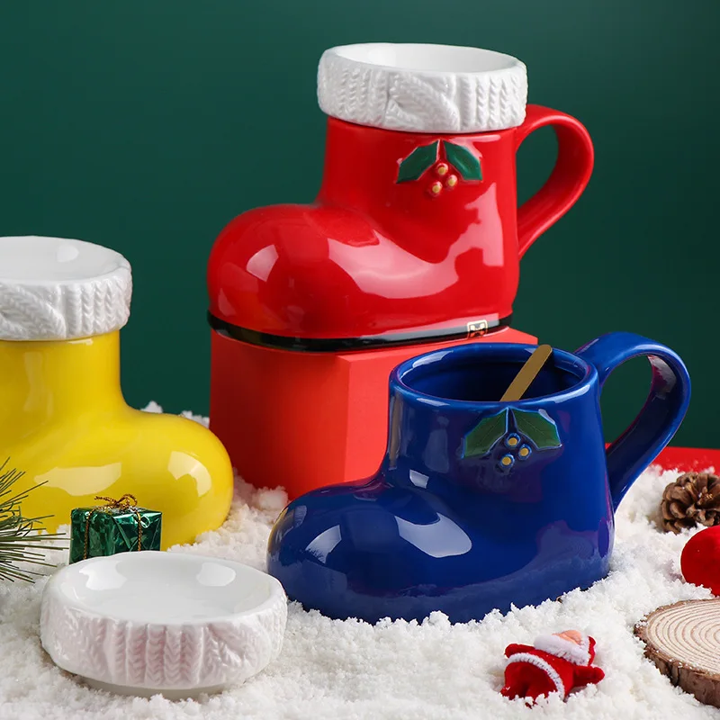 

Christmas Boot Ceramic Mug for Bars Couple Water Glass With Lid Creative New Year Mug 3D Gifts