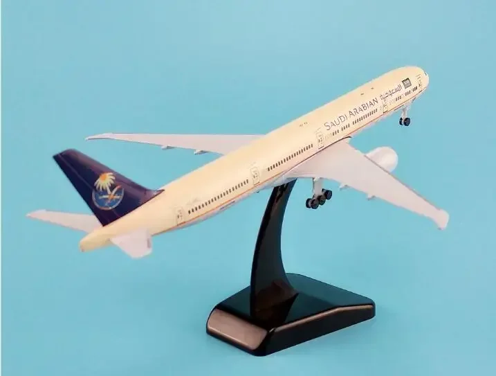 Модель самолета 19 см Air SAUDI ARABIAN Airlines B777 300ER Boeing 777 Airways с подставкой и колесами Шасси