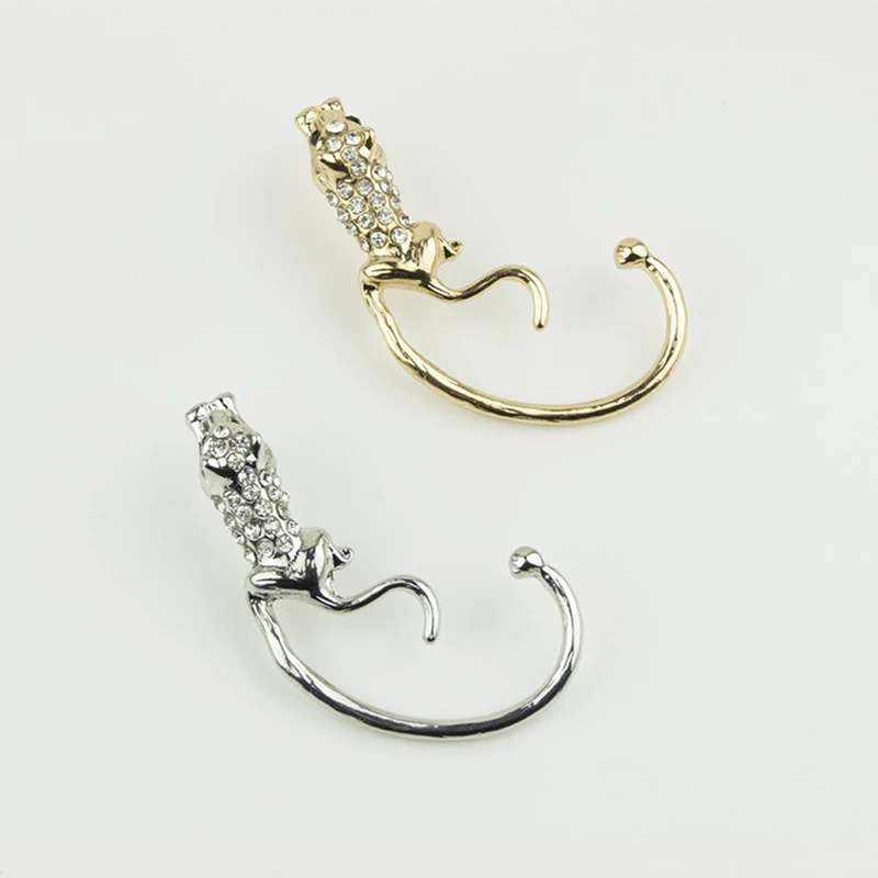 

2022 Hot Sale Personality EAR STUDS Fashion Personality Inlaid Zircon Leopard Animal EARRING FOR WOMAN Tide BZ007