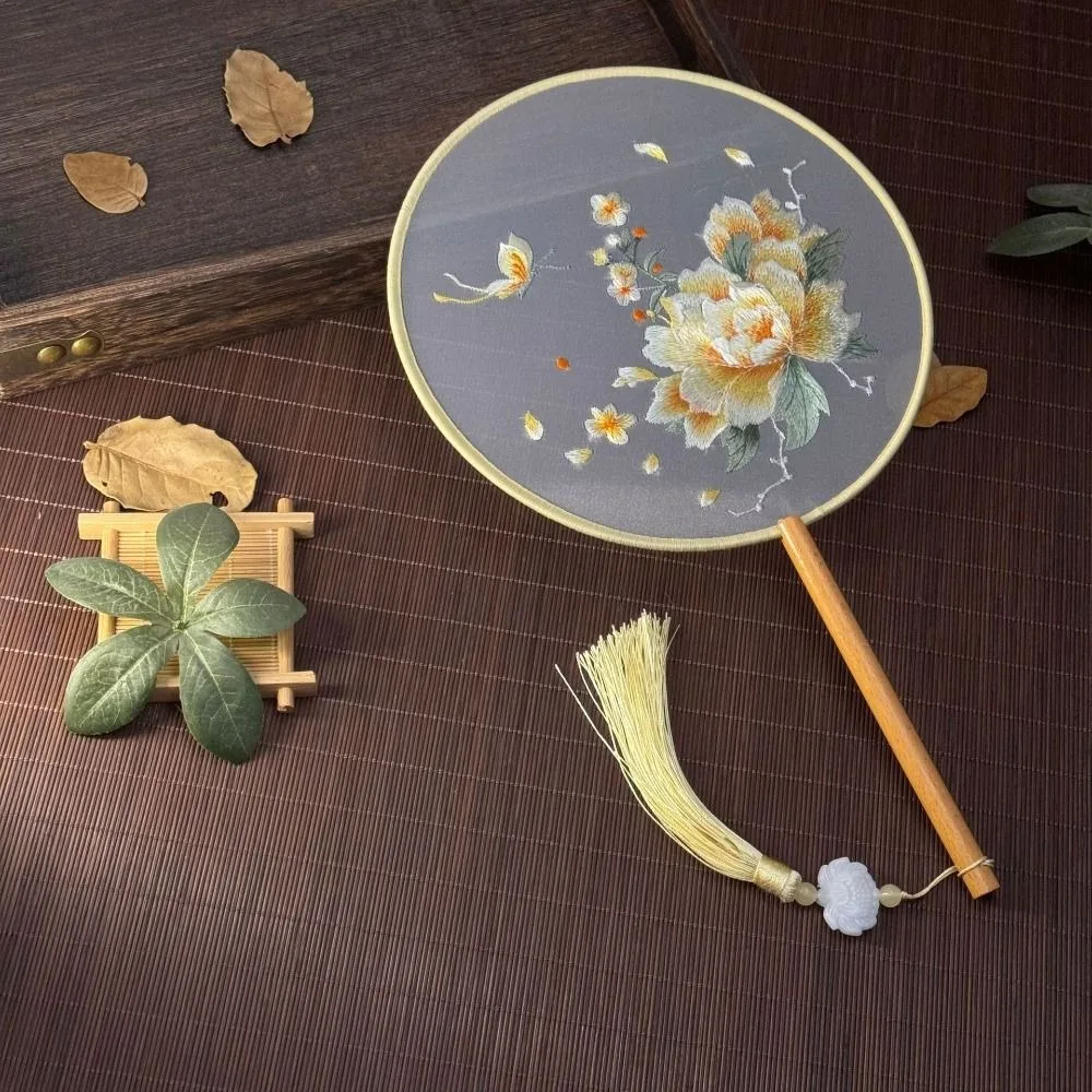 

Шелковый классический веер в китайском стиле