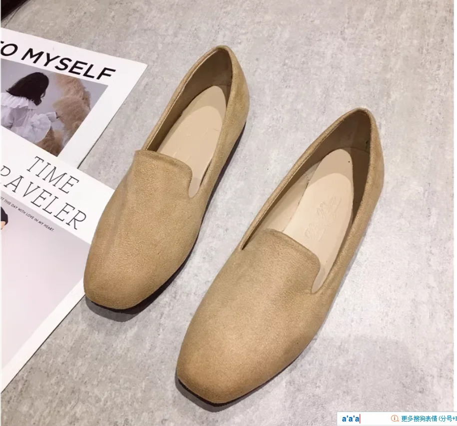 Женские туфли в стиле ретро черные на плоской подошве с квадратным носком