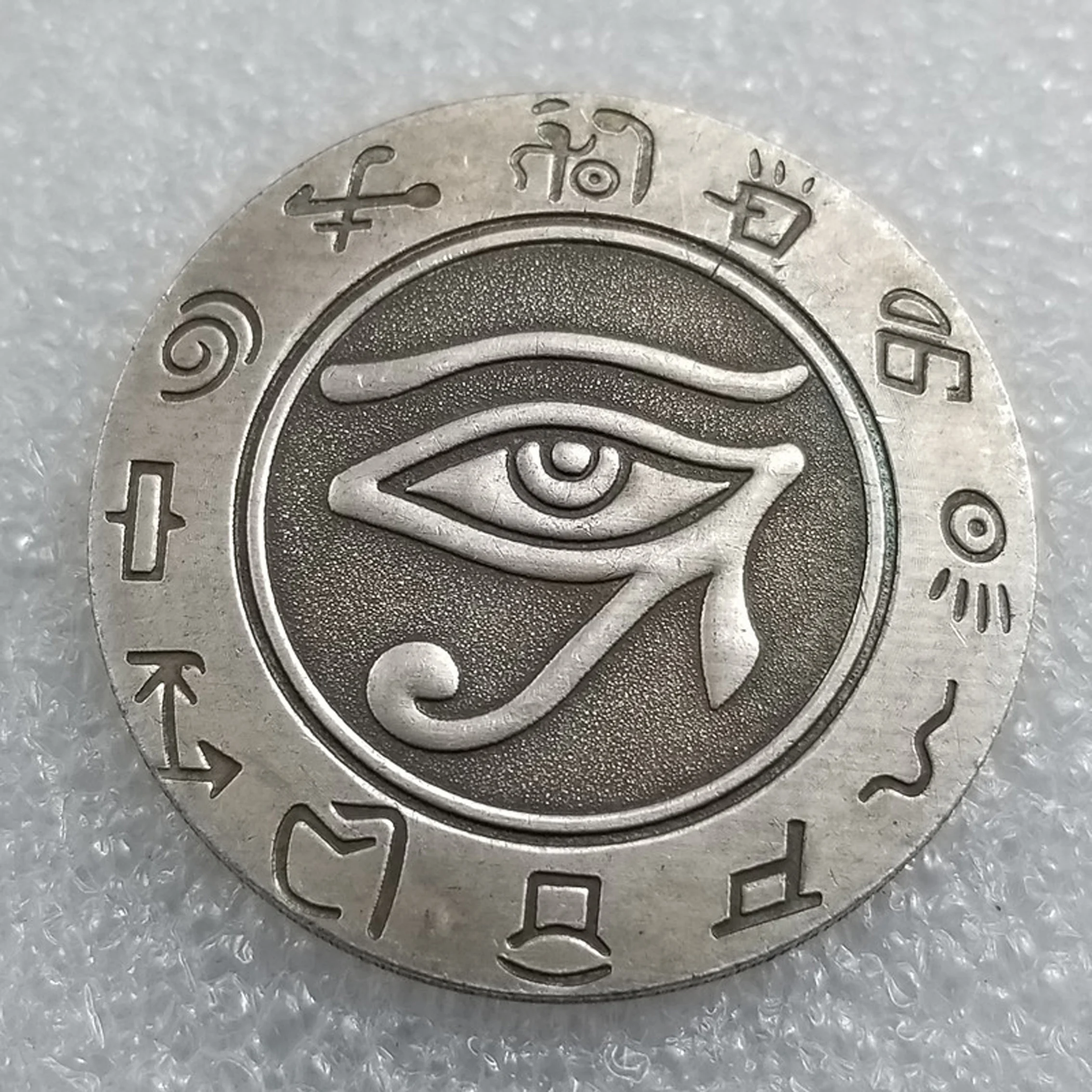 

The Eye Of The Lusho God Pattern 38MM Diameter Coins Beautifully Hand Polished Magic Props Birthday Gifts Home Decor Collectible