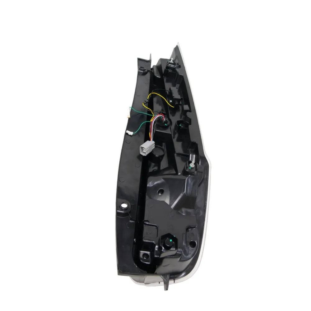 Фото Комплект задних фонарей для Toyota Noah Voxy 80 #   2015-2021, Ночные ходовые огни (DRL) + стоп-сигналы + динамические указатели поворота + фонари заднего хода №4