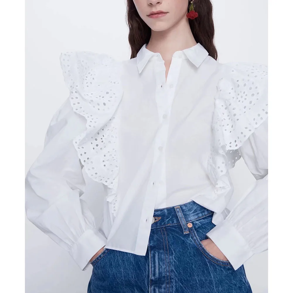 

2022 women's summer new hollow embroidered poplin shirt French ruffled pleated loose age-reducing top