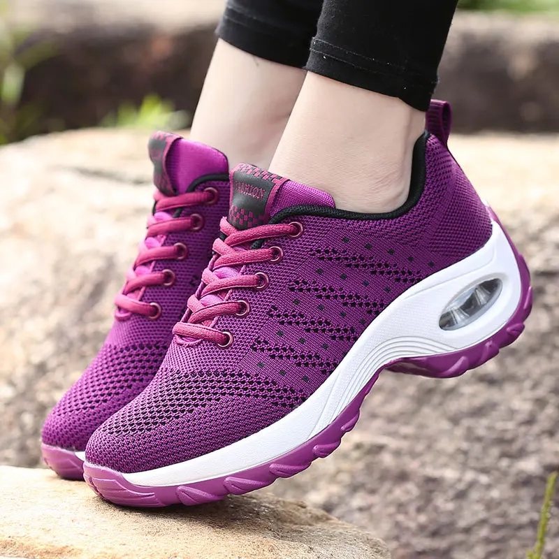 

Walking Shoes 2022 New Women Breathable Casual Shoes Outdoor Light Weight Frenulum Casual Walking Platform Ladies Sneakers Black