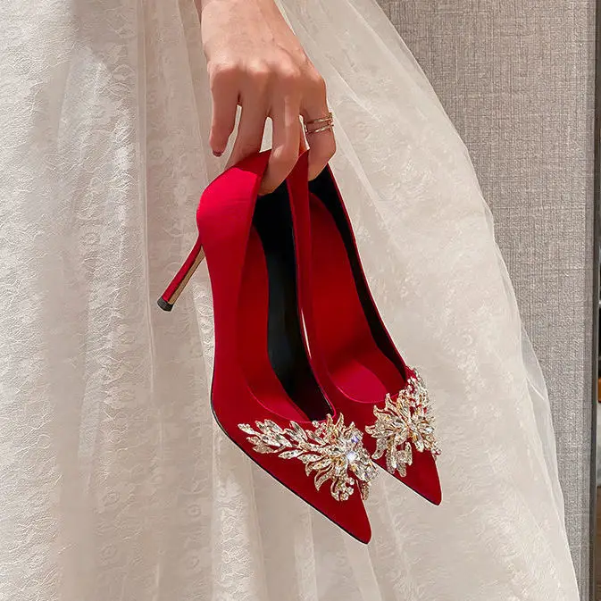 Весна 2022 женская свадебная обувь атласные шелковые туфли-лодочки на высоком