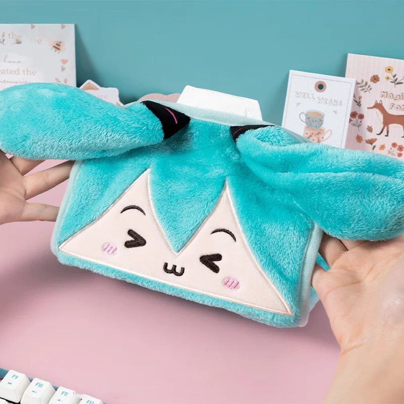 

Anime Hatsune Miku Squint Plush Drawer Box Button Closure Cute Compact Tissue Box Cartoon Action Figures Hatsune Miku Decoration