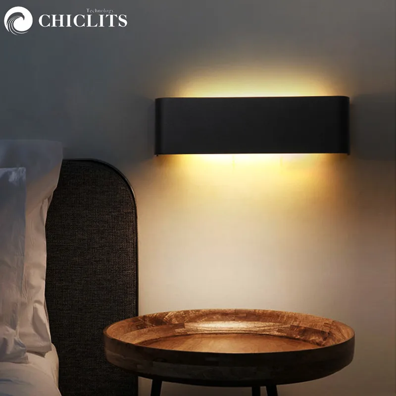 Настенный светильник из алюминия