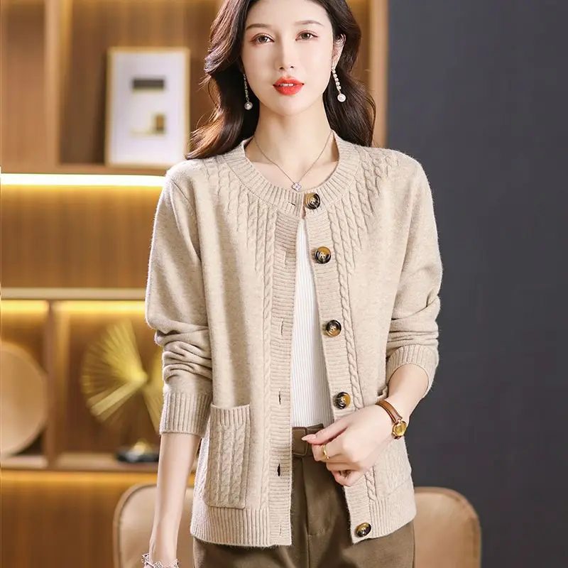 Женский однобортный трикотажный кардиган