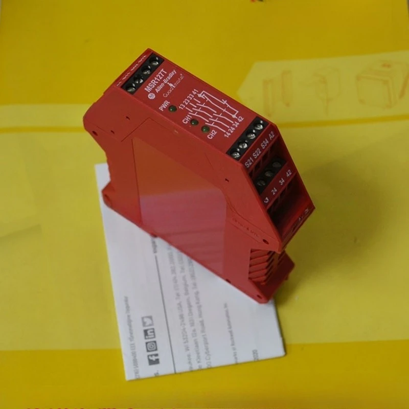 Детали для реле безопасности Allen-Bradley Rockwell MSR127T 440R-N23126 (art.: 3920d28afb667) - 3920d28afb667