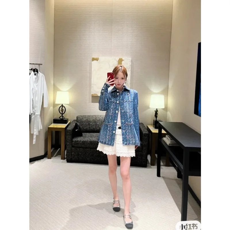 

2023 Women's Nostalgic Retro Wash Fashionable New Slimming Denim Jacket