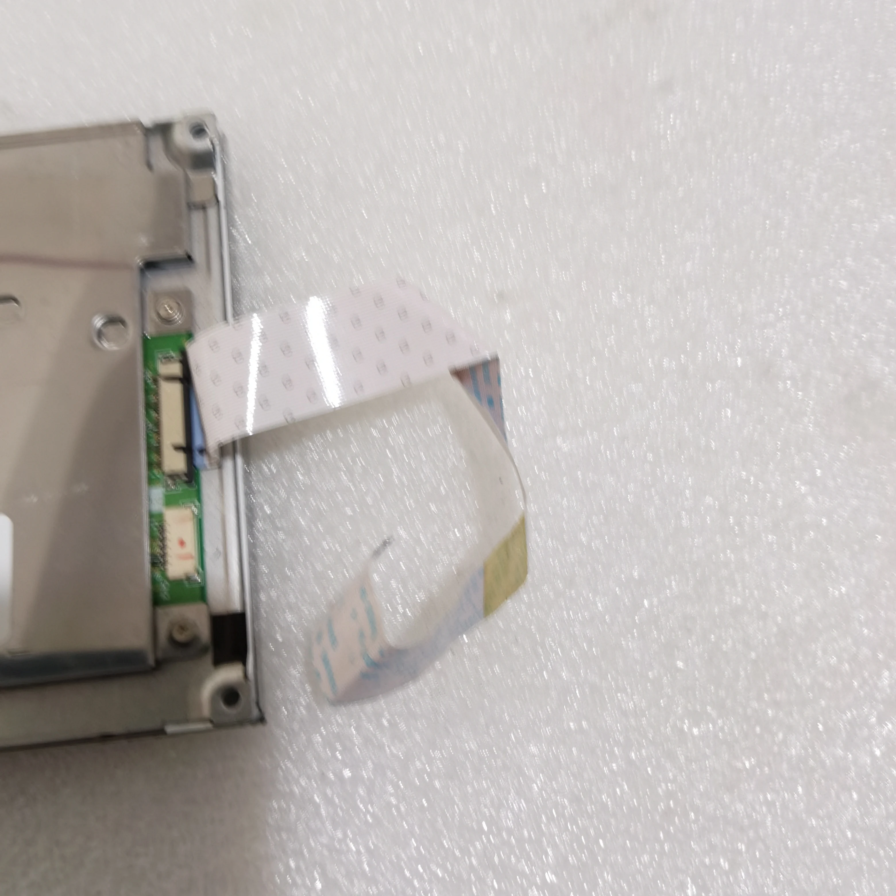 ЖК-экран диагональю 5 7 дюйма AA057QD01