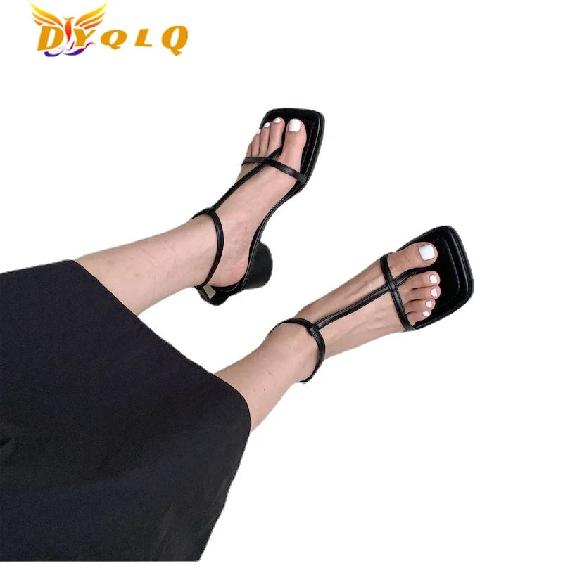 

2022 Summer Low Heel Ankle Strap Sandals New Narrow Strap Sandals Ladies Outdoor Casual Buckle Sandals Mujer