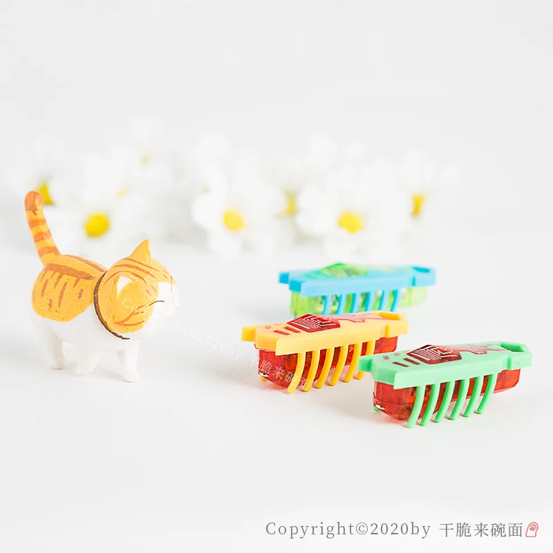 Игрушка для домашних животных XiaoMi Электрический таракан саморазвлекательный со