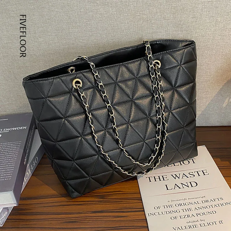 

Женская сумка-тоут на цепочке, с вышивкой