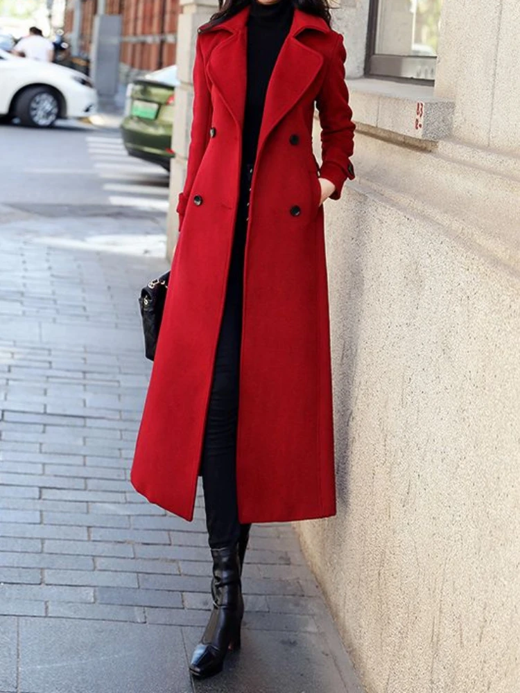 Рисунок 5 - Красное шерстяное пальто для женщин