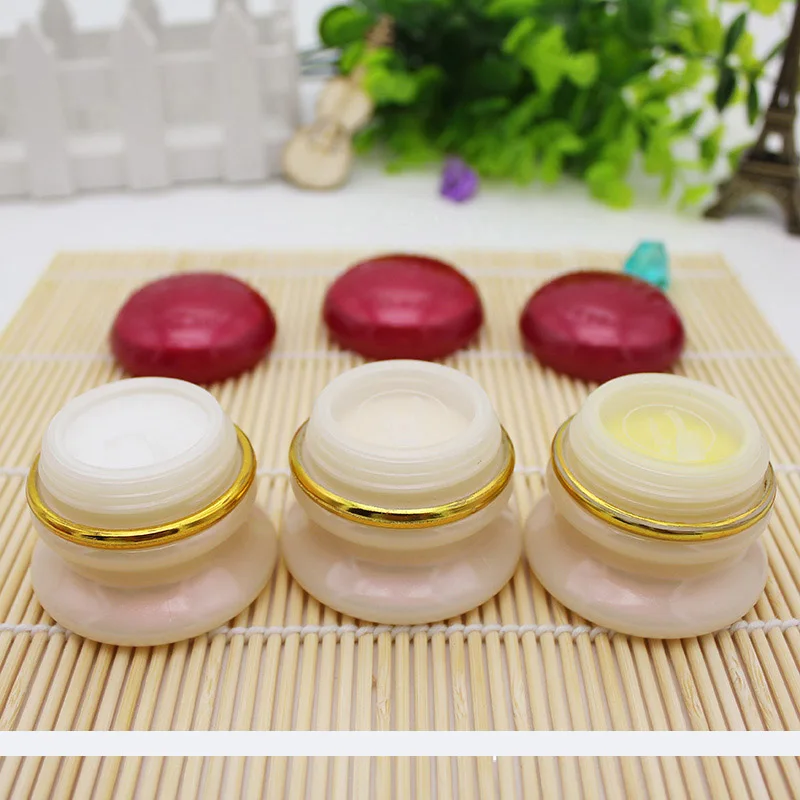 Косметическое Отбеливание YiQi 2 + 1 эффективно в течение 7 дней A B C - Цена: 8333.56