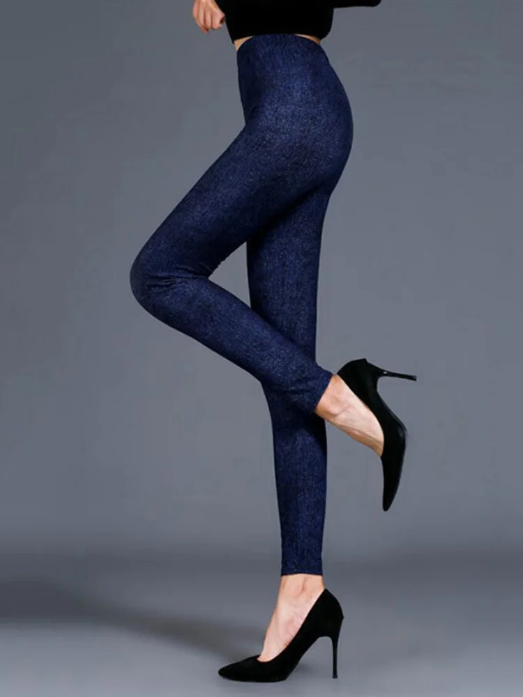 Рисунок 2 - Женские брюки-карандаш CUHAKCI