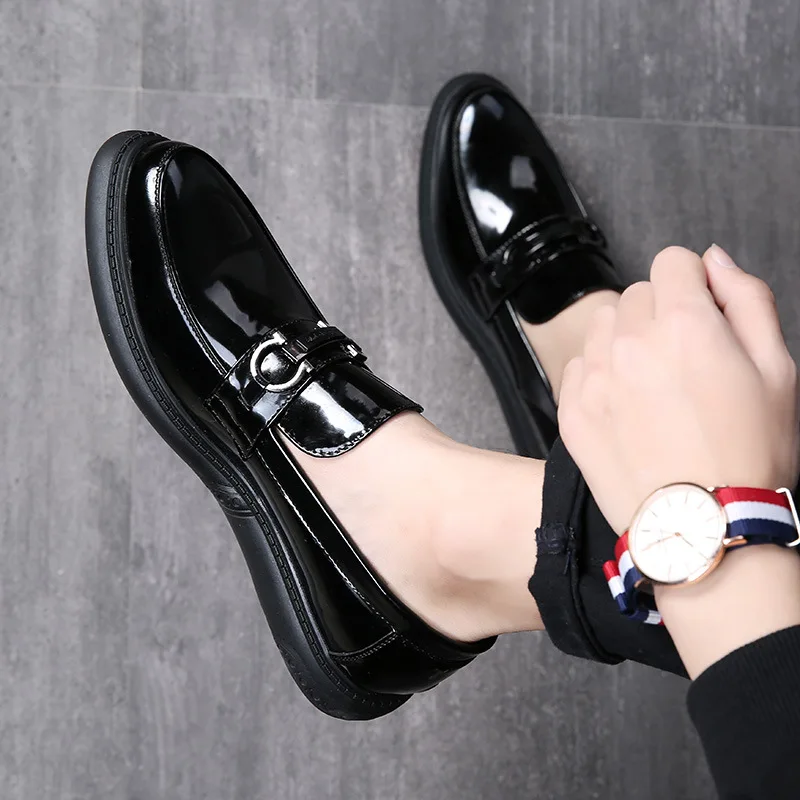 

Wedding Dress Suit Formal Shoes Men Loafers British Men Dress Shoes Slip on Business Shoes Oxford Leather Shoes for Men