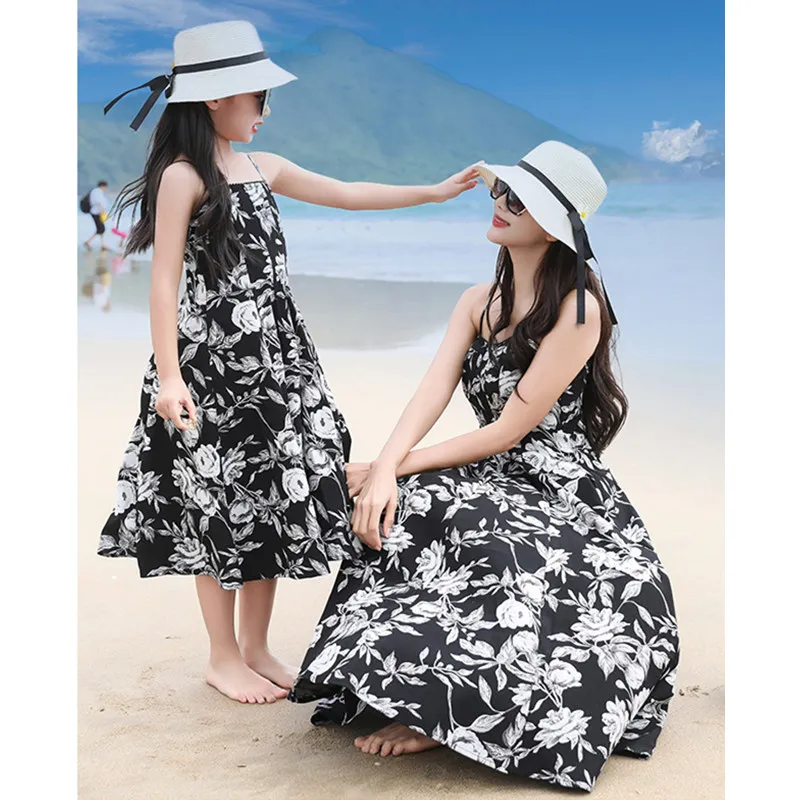 2024 летнее платье для мамы и дочки пляжные платья отпуска маленьких девочек