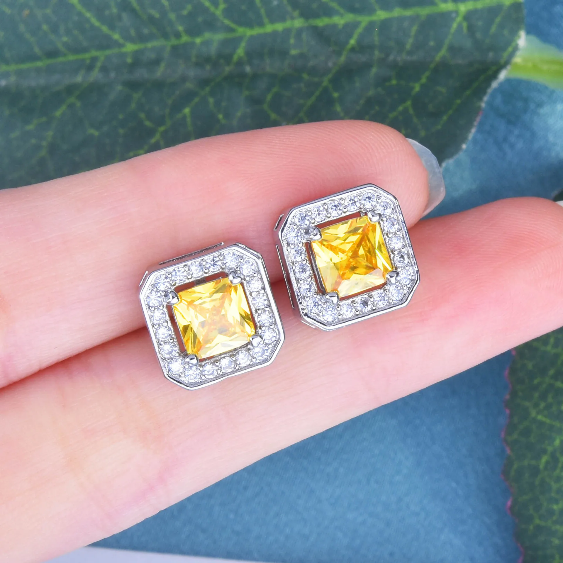 

Square Earrings For Women Designer Luxury Earrings Aesthetic Vintage Ear Studs Crystal Korean Style Simple Versatile