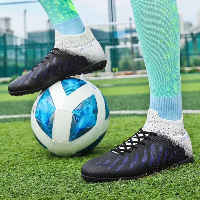 31-48Football Boots Non-Slip Professional Field Boot Soccer Shoes Children Artificial Grass Soccer Boot Futsal Cleats Sneakers