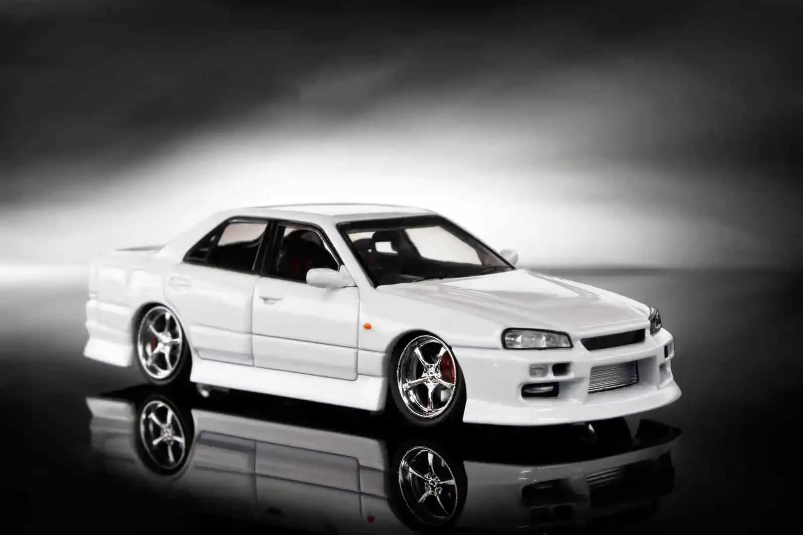 Литая под давлением модель автомобиля Mortal 1:64 URAS ER34 Turbo