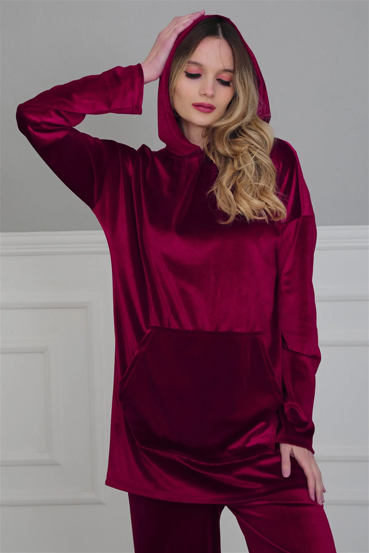 

Velvet Sweatshirt with front pockets, cherry rot, SW-1KD