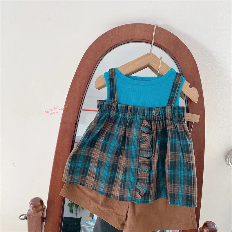 

Children's Clothing 2023 Summer new Fashion Knitted bottom vest+Plaid sling and Solid color shorts Three-piece set Girls' Set