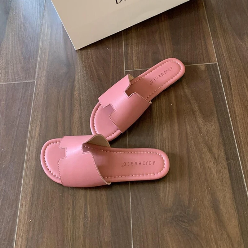 

2023 New Flats Summer Casual Shoes Women Slippers Open Toe Flip Flops Fashion Sandals Dress Pu Leather Beach Lady Slides