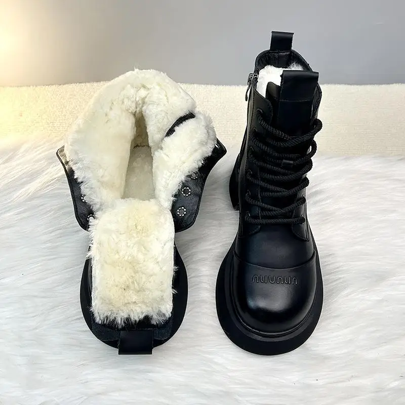 Женские зимние кожаные ботинки на платформе