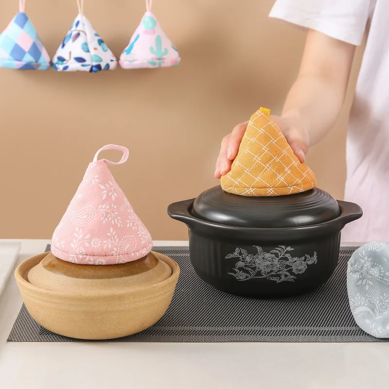 

Triangular Pot Cover Anti Scalding Handle Heat Insulation Gloves Kitchen Casserole Cover