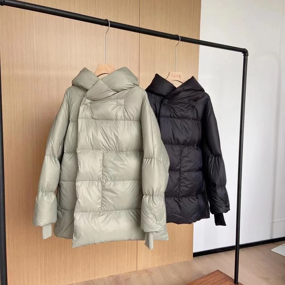 

women Short down 2023 jacket winter new 90% white duck down warm and soft fashion solid color winter jacket