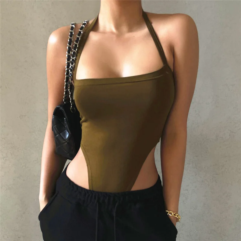 Женское боди с открытыми плечами открытой спиной и воротником-лодочкой