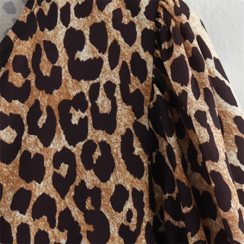 Винтажная женская блузка с леопардовым принтом