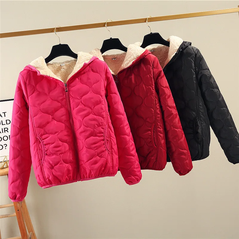 

Женское модное хлопковое пальто, новинка 2023, популярное женское свободное короткое и утолщенное пальто из овечьей шерсти, хлопковое пальто с капюшоном