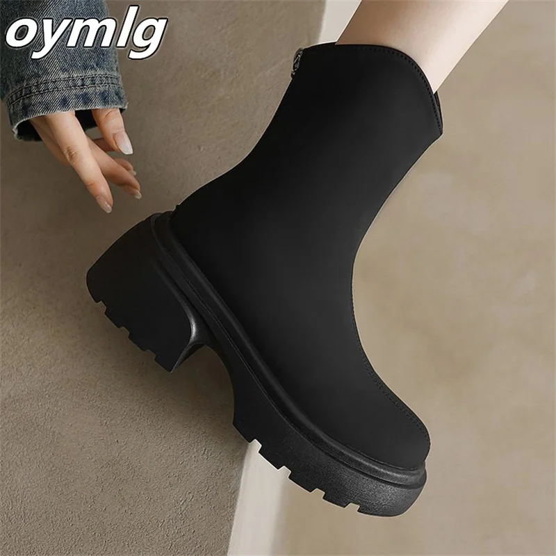 Облегающие сапоги на толстой подошве для женщин новинка осень-зима 2024 маленькие